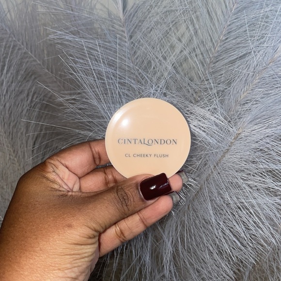 Cinta London Cheeky Flush Blush color Oh My - Picture 2 of 2